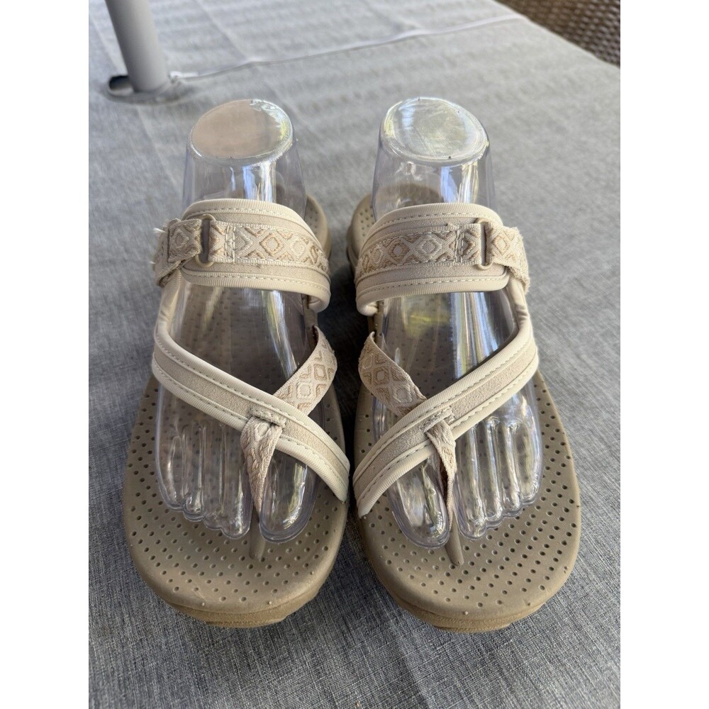 Skechers Reggae Trailway Thong Sandals Women's Size 9 Beige Comfort Flip Flops